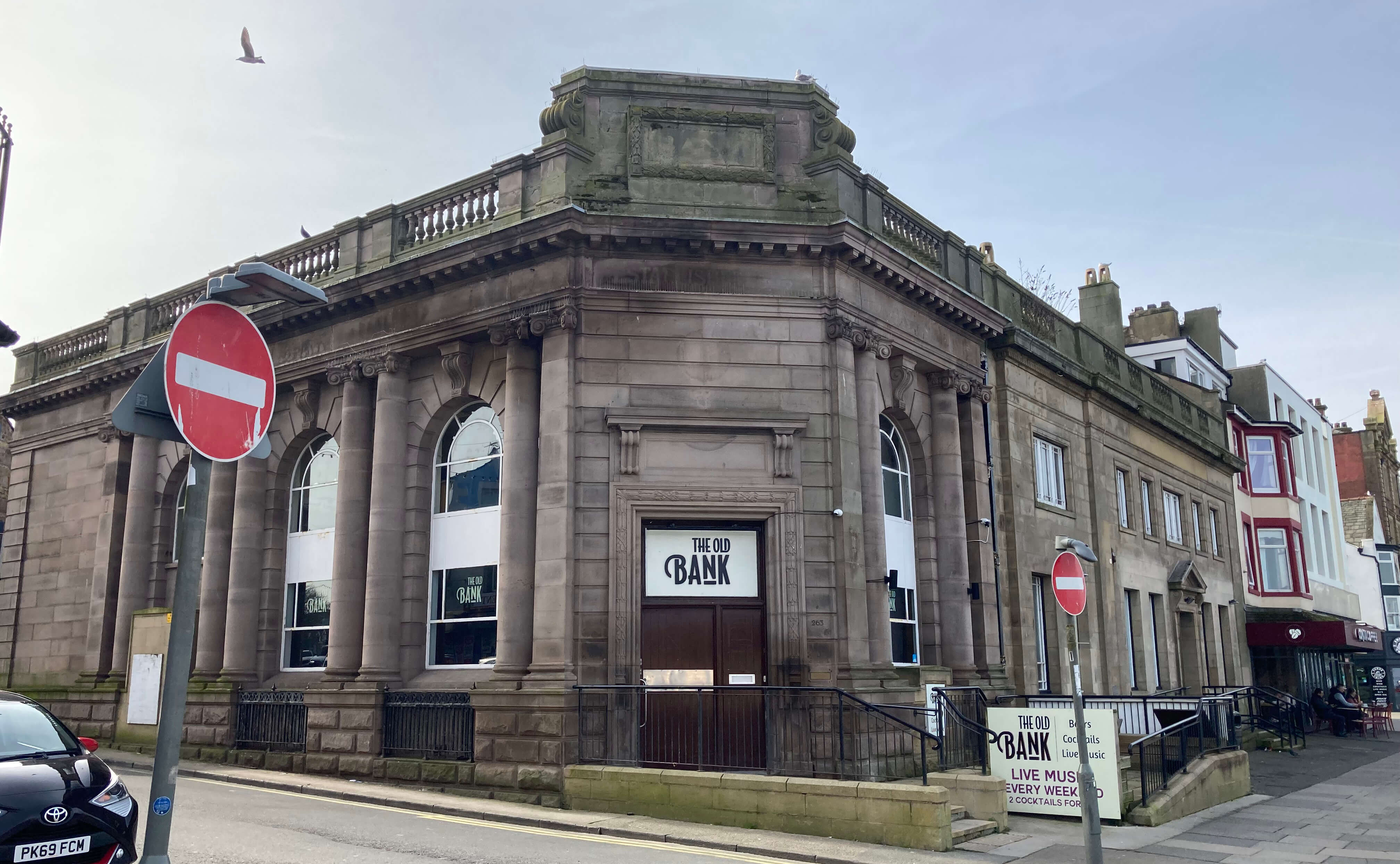  NW Bank
